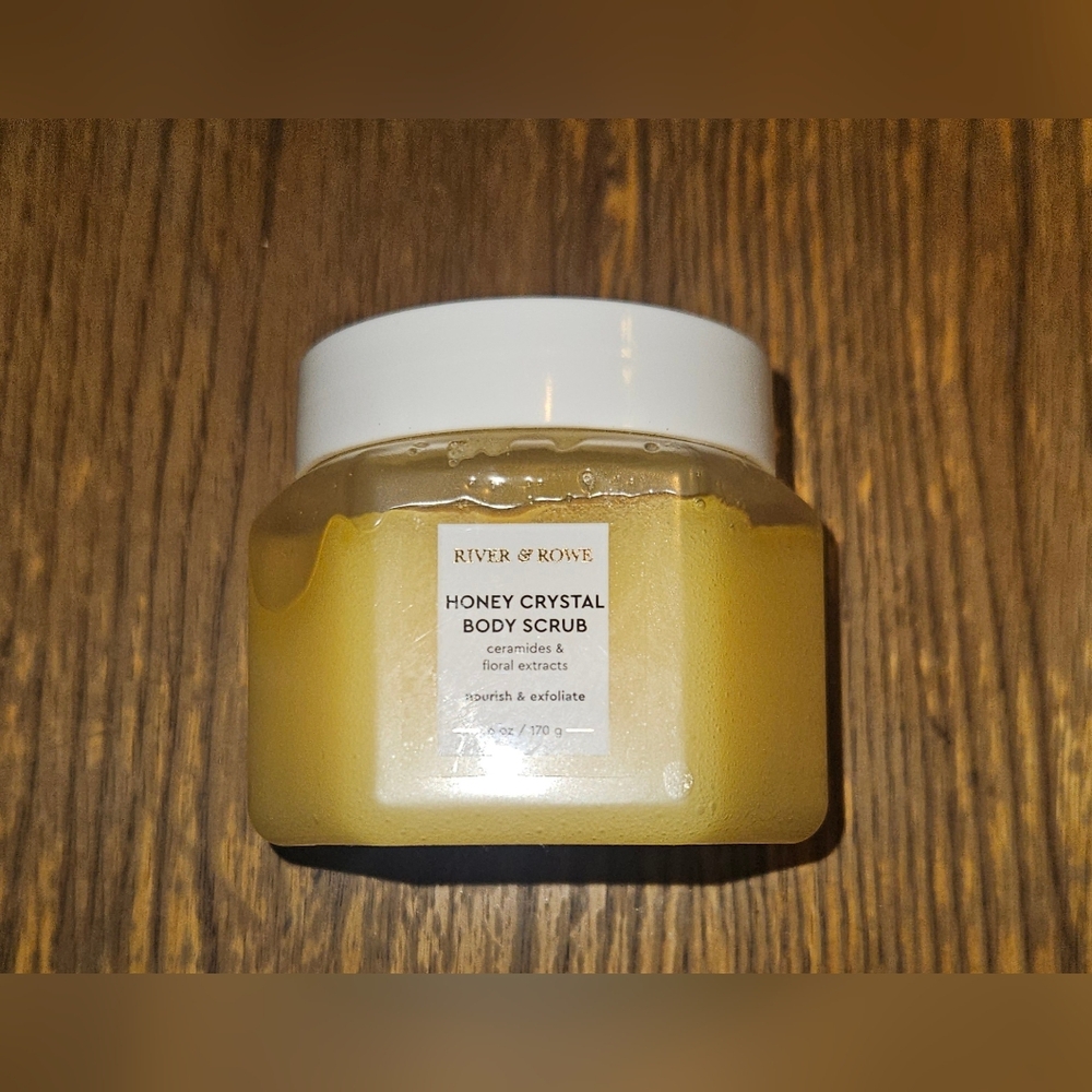 River & Rowe Honey Crystal Body Scrub 6oz BNIB
